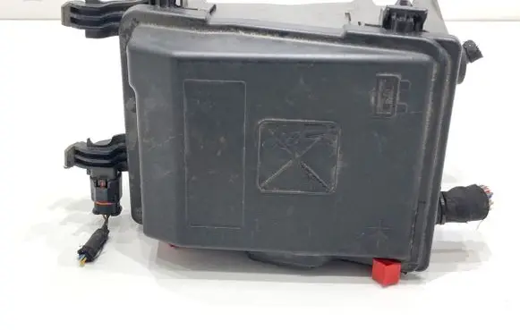 Peugeot 308 BSM Control unit 9810296080
