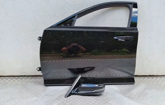 Mercedes-Benz B W247 Front door electric wing mirror CT52020LUSTERKOL