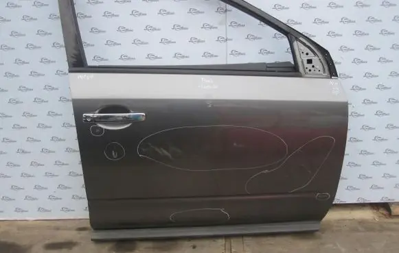 Nissan Murano Z50 Front door