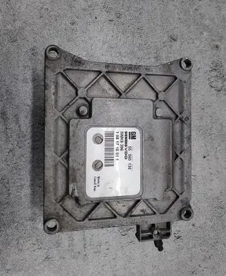 Opel Zafira B Engine control unit/module ECU 55560130