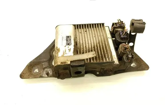 Toyota RAV 4 (XA40) Fuel injection control unit/module 8987120080