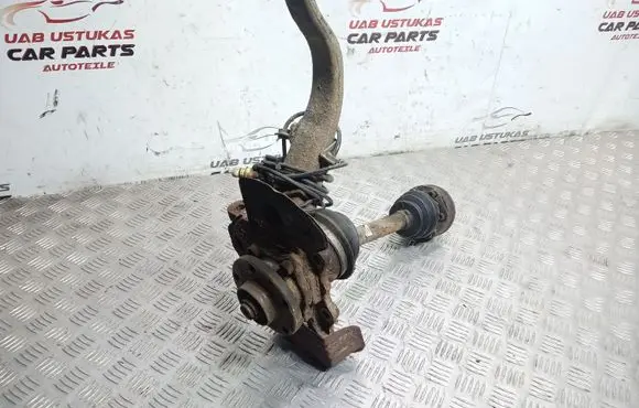 Alfa Romeo 147 Front wheel hub spindle knuckle