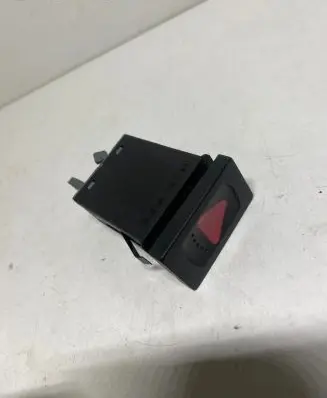 Volkswagen PASSAT B5.5 Hazard light switch