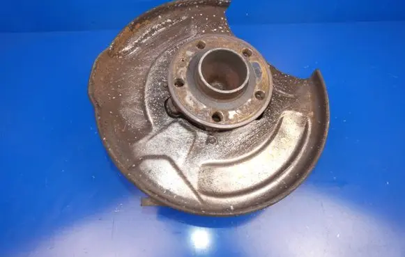 Volvo V60 Rear wheel hub spindle/knuckle 