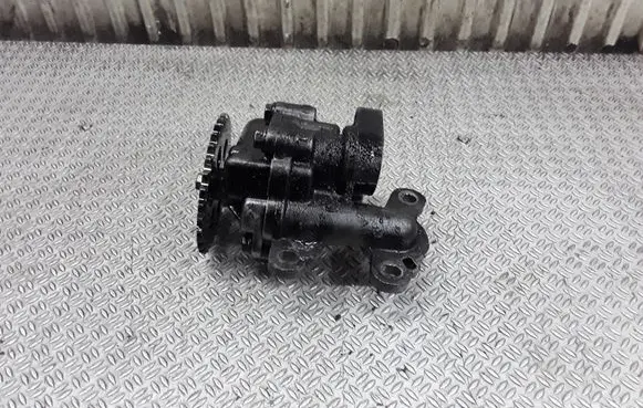 Ford Mondeo Mk III Oil pump 1S7Q6600
