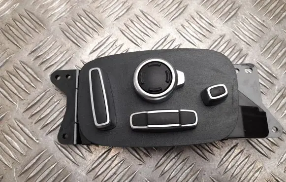 Jaguar I-Pace Seat control switch GX6314B566DB