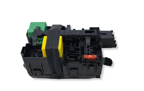 Opel Corsa F Fuse module 43545302 37080