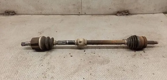 KIA Carens II Front driveshaft 