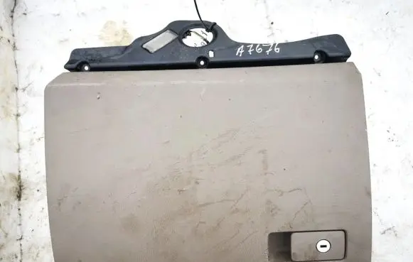 Volkswagen PASSAT B6 Glove box 3c1857114