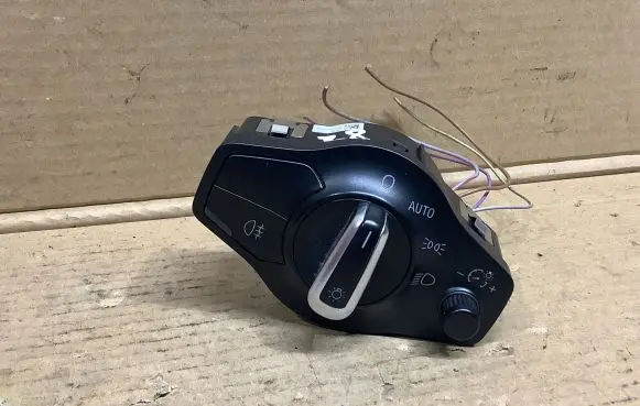 Audi A4 S4 B8 8K Light switch 8K094131AJ