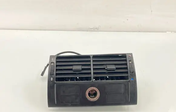 BMW X5 E53 Rear air vent grill 8409081 8370910 8370911
