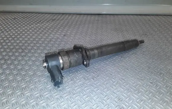 Volvo XC90 Fuel injector 0445110078