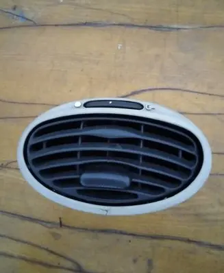 Ford Focus Dash center air vent grill 98AB19893BJW
