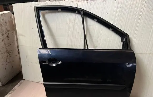 Renault Scenic II - Grand scenic II Front door