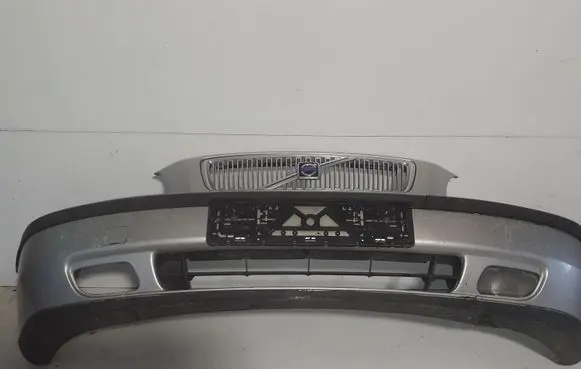 Volvo V70 Front bumper