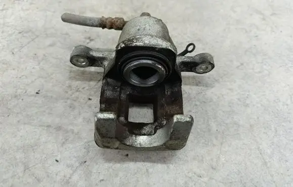 Hyundai Santa Fe Rear brake caliper 