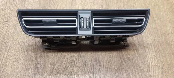 Dash center air vent grill
