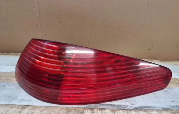 Peugeot 607 Rear/tail lights