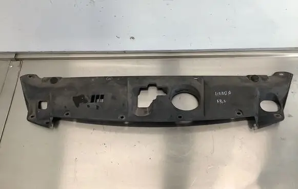 Honda FR-V Engine bonnet/hood lock trim molding 
