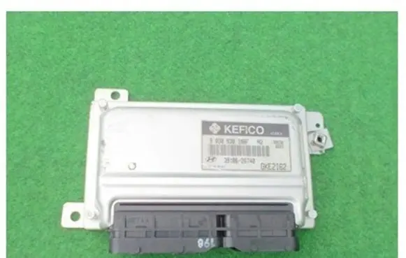 Hyundai Coupe Engine control unit/module 9030930198F
