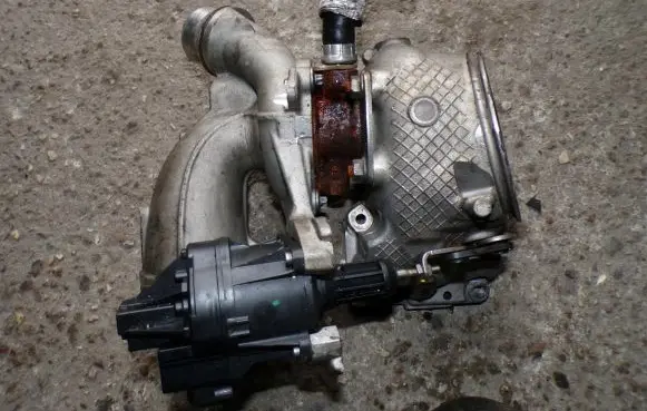 BMW 2 F45 Turbo