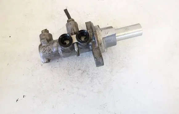 Toyota Verso Master brake cylinder 0204y24451