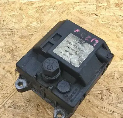 Mercedes-Benz S W220 Coolant heater A0001591604 00T350 8433062