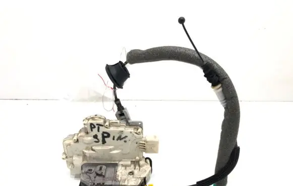 Audi Q3 8U Rear door lock 4G0839016