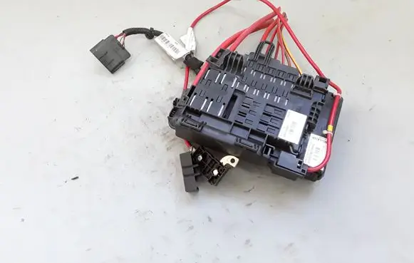 Volvo S60 Fuse module 30659092 31337183