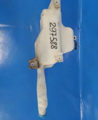 Suzuki SX4 Windshield washer fluid reservoir/tank 3845080J10