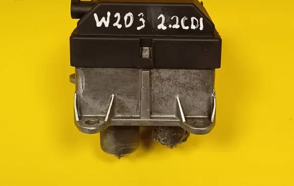 Mercedes-Benz C W203 Coolant heater A0001591904