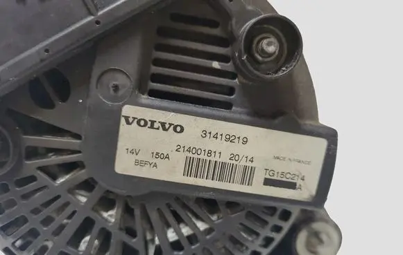 Volvo V40 Generator/alternator 31419219 214001811