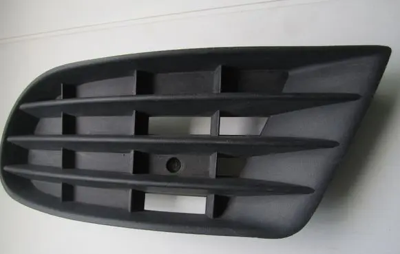 Volkswagen Golf Plus Front bumper lower grill 5M0853666