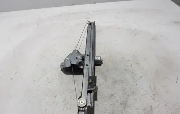 Opel Vivaro Front window lifting mechanism without motor 807210974R