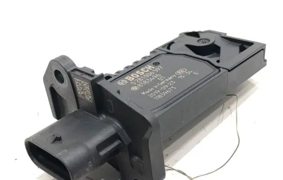 BMW X2 F39 Mass air flow meter 8583496