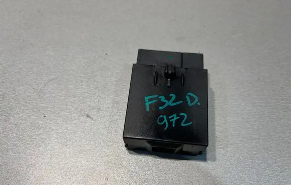 BMW 4 F32 F33 Other devices 9273584 001042891 00401838D