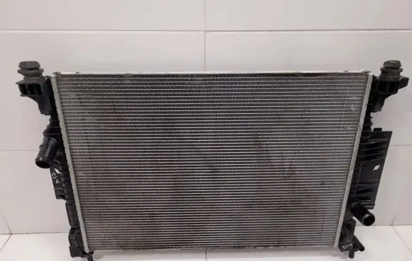 Ford Kuga II Coolant radiator 1920192