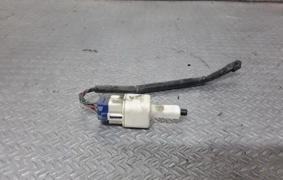 Toyota Corolla Verso AR10 Brake pedal sensor switch