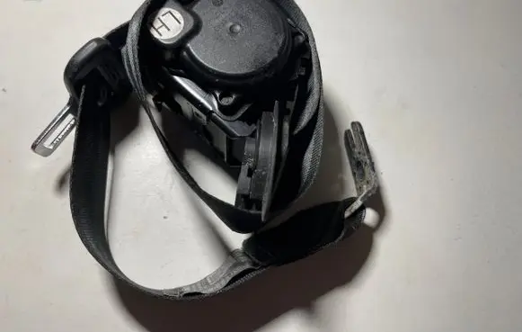 Volkswagen e-Up Rear seatbelt 1S0857805B