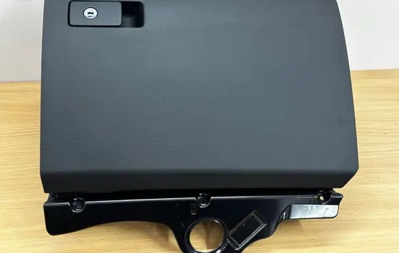 Volkswagen PASSAT B7 Glove box set 3C1857097BC