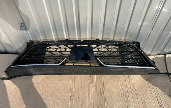 KIA Ceed Front bumper lower grill 86561J7KB0 86560J7KB0