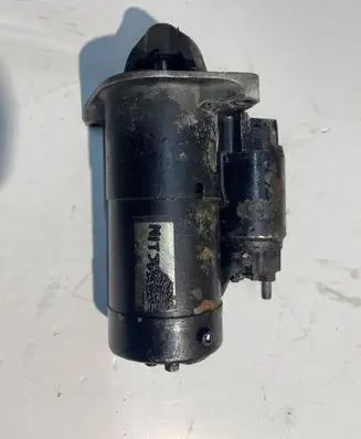 Opel Insignia A Starter motor