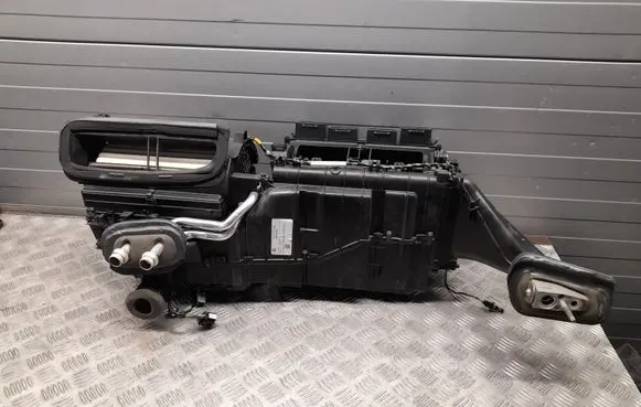 Chevrolet Camaro Interior heater climate box assembly 84041957 AA4432704834