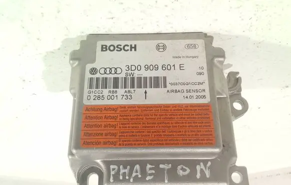 Volkswagen Phaeton Airbag control unit/module 3D0909601E 0285001733