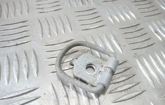 Opel Signum Tie down hook / loop 