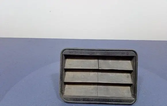 Dashboard side air vent grill/cover trim