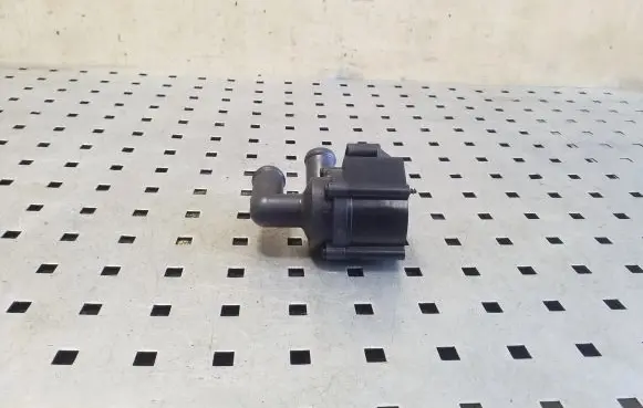 Volvo XC90 Electric auxiliary coolant/water pump 518705030