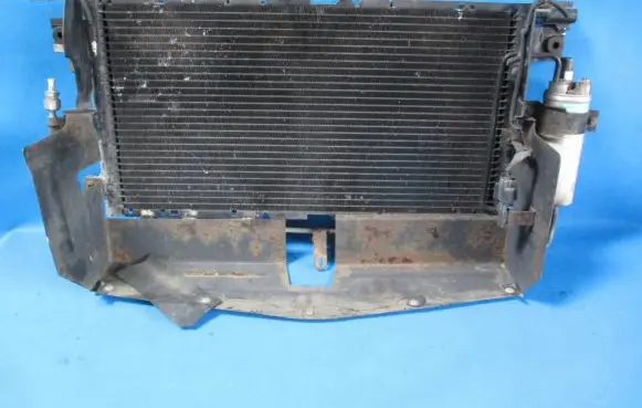 Mitsubishi L200 A/C cooling radiator (condenser)