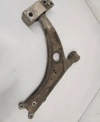 Volkswagen PASSAT B6 Front lower control arm/wishbone 3C0407153B