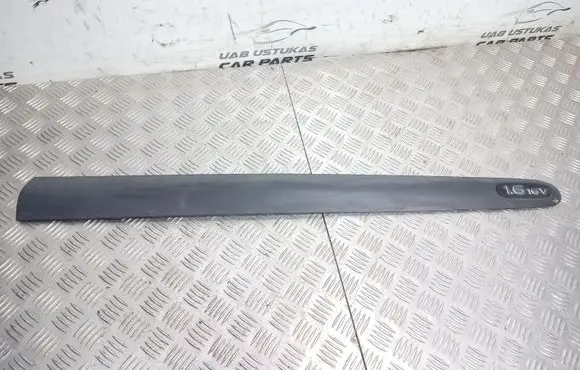 Renault Megane I Front door trim (molding) 7700841670